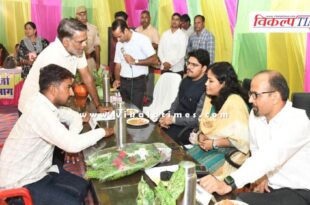 Divisional Commissioner Dr. teen soni organised night Chaupal in Karmoda Sawai Madhopur