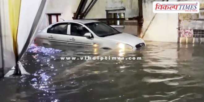 Floodwaters enter Hyderabad