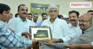 Union Minister Gajendra Singh Shekhawat released the souvenir of IFWJ in jodhpur
