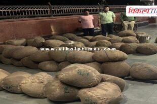50 quintals of mawa coming from Agra was recoverd at Sawai Madhopur railway station.
