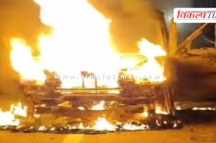 A moving Scorpio caught fire in Jaipur
