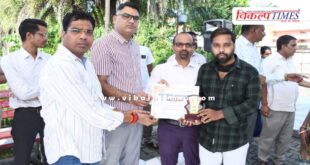 An interfaith prayer meeting was held at Gulab Bagh on Gandhi Jayanti in sawai madhopur