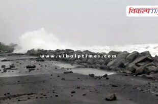 Cyclone Motha hits Andhra Pradesh coast