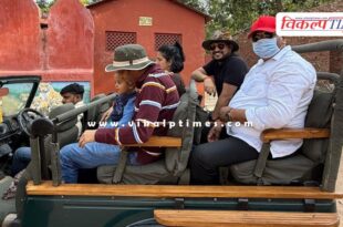 Forest Minister Sanjay Sharma inspected Ranthambore as a normal tourist.