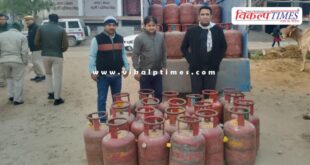 480 cylinders, 6 pickups, refilling machines recovered in jaipur