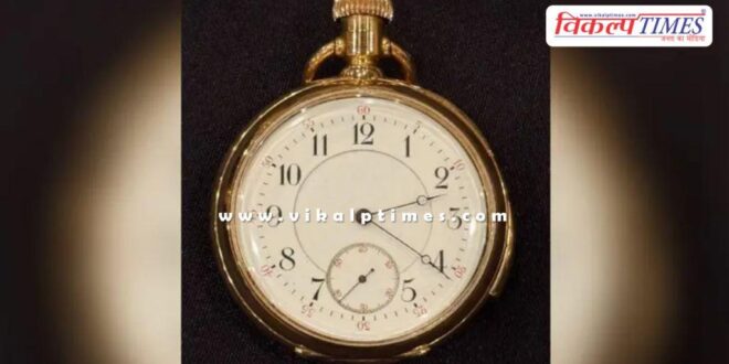 A Titanic passenger's watch fetches a record price world news