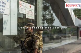 All gates of Red Fort Metro station opened for passengers in delhi