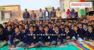 Free jersey distribution to students at Government Higher Primary School Vijayanagar