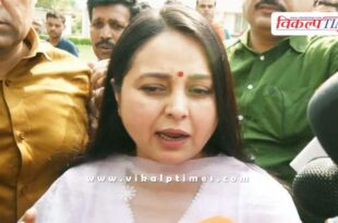 Lalu Yadav's daughter Rohini Acharya announced to quit politics.