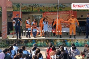 NDRF teaches disaster management techniques in school safety program