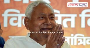Nitish Kumar will stake claim to form the government today.