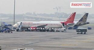 Over 100 flights delayed due to technical glitch at Delhi airpor