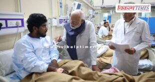 PM Narendra Modi visits hospital to meet injured in delhi red fort incident