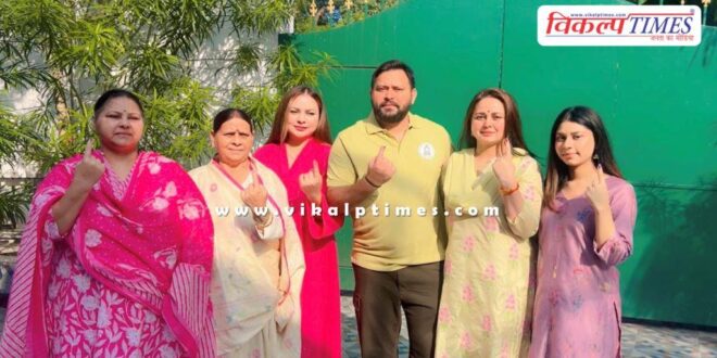 What did Tejashwi Yadav and Lalan Singh say after casting their votes