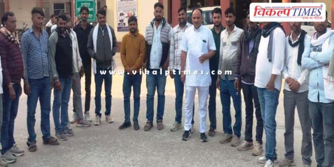 Demand for action against two policemen involved in gravel mining and transportation