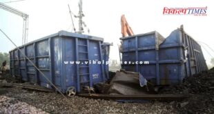 Dozens of trains affected after goods train bogies overturned on Howrah-Delhi main line