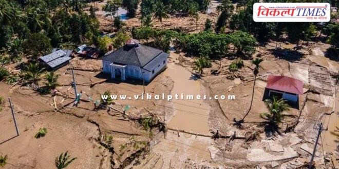 Indonesia Flood Cyclone Koto World News 01 Dec 2025
