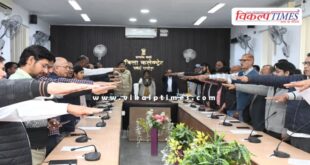 Officials took oath of good governance on the birth anniversary of former Prime Minister Atal Bihari Vajpayee.