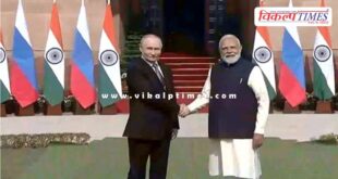 President Putin arrives at Hyderabad House