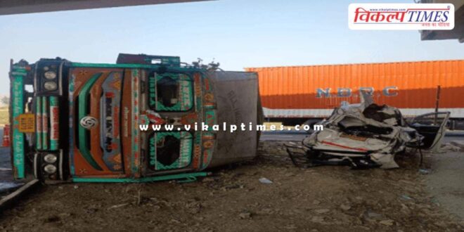 Road accident on delhi mumbai express way in chechat kota