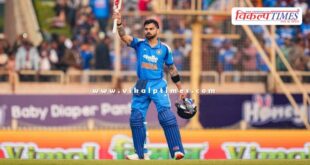 Virat Kohli scores a century in the second ODI between India and South Africa
