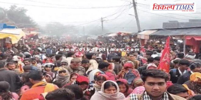 Amid the cold wave, the hills resounded with chants of Chauth Mata