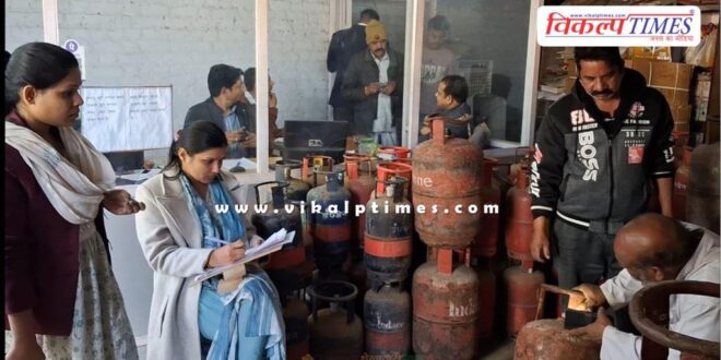 Gas Cylinders storage near a petrol pump churu news 29 Jan 26