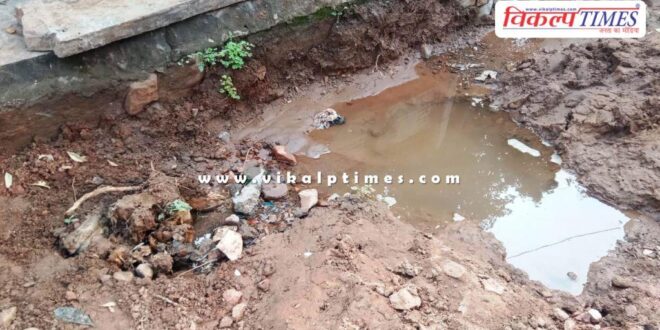 Precious water flowing from a broken pipeline in the Housing Board Colony sawai madhopur