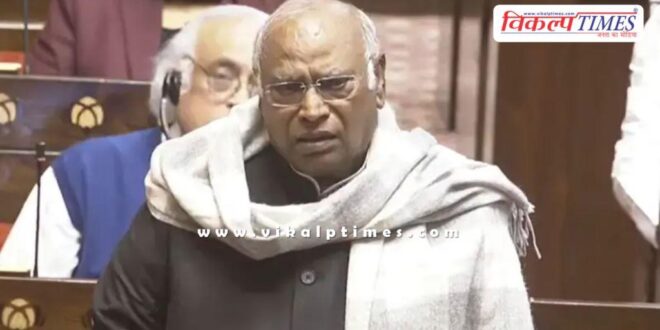 The Leader of the Opposition is not allowed to speak in the Lok Sabha Mallikarjun Kharge