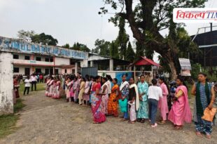 Voting continues in West Bengal and Tamil Nadu