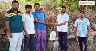 Chishtiya community tied water pots for birds in sawai madhopur - vikalp times