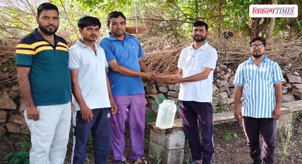 Chishtiya community tied water pots for birds in sawai madhopur - vikalp times