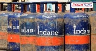 Commercial GAS cylinder price hiked by Rs 993 in Rajasthan