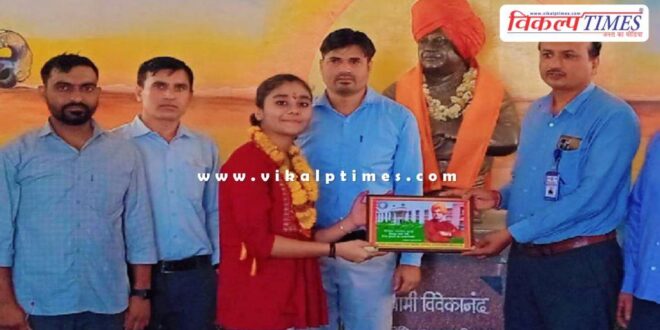 Government school girl becomes district topper in CBSE Class 12 Science stream in sawai madhopur