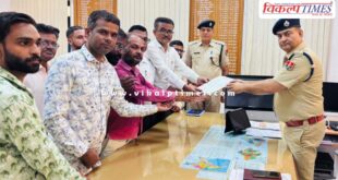 IFWJ Journalists demand for removal of SHO Mahendra Sirvi in sirohi