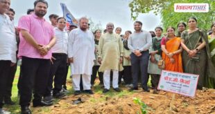Ek Ped Maa Ke Naam Campaign Tree Plantation Program Held at RTU Kota Vikalp Times